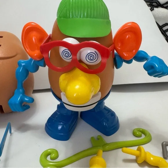 Mr. Potato Head large bundle or lot with many accessories and 3 taters - Picture 5 of 10